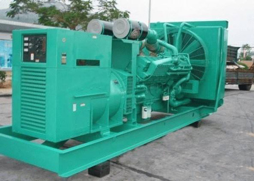 都江堰75kw康明斯柴油发电车出租