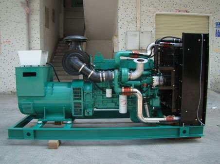 都江堰1100kw康明斯柴油发电机组